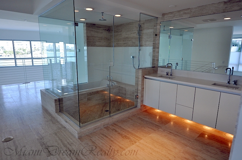 Capri South Beach Master Bathroom Master Bathroom