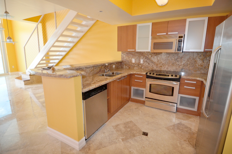 5 Bayview Loft 205 032
