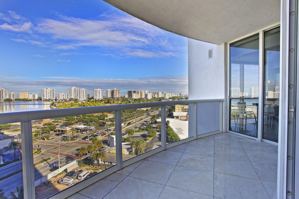Trump Royale 1201 Sunny Isles Beach Miami