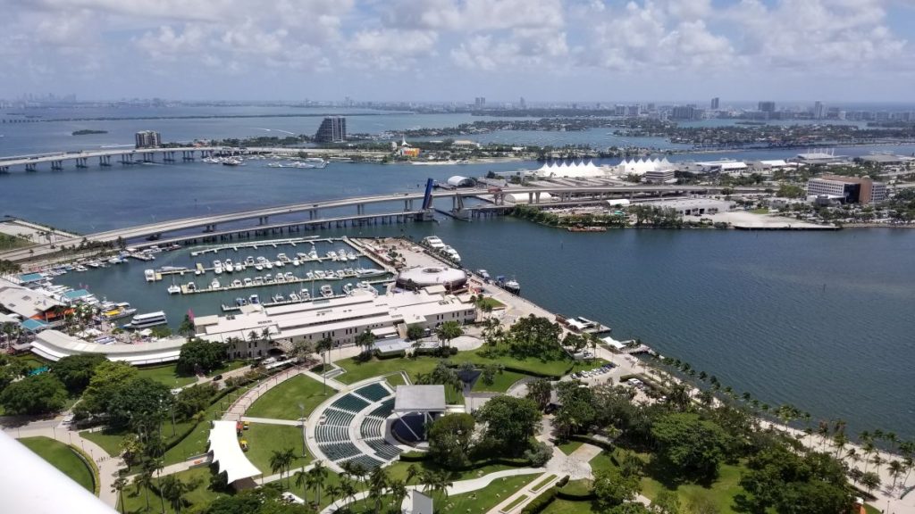 50 Biscayne Skyline Views Downtown Miami