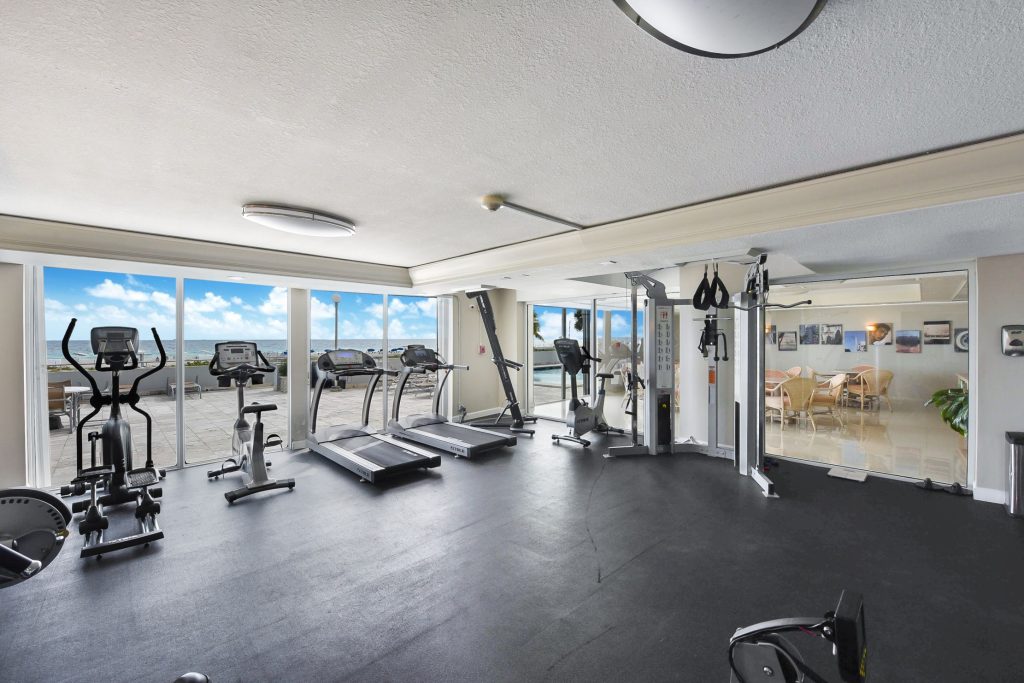 Royal Atlantic 519 Miami Beach Condo