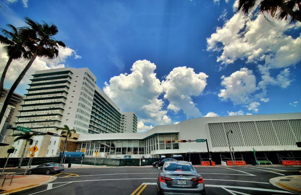 The Deauville Beach Resort Miami Beach 2021