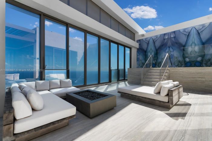Armani-Miami-Penthouse-Private-Rooftop-Pool