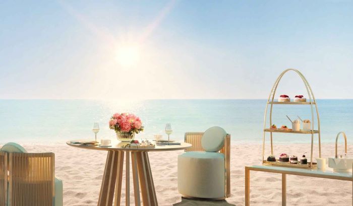 St-Regis-beachside-service