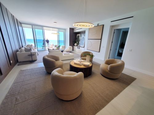 Turnberry Ocean Club 703 Living Room