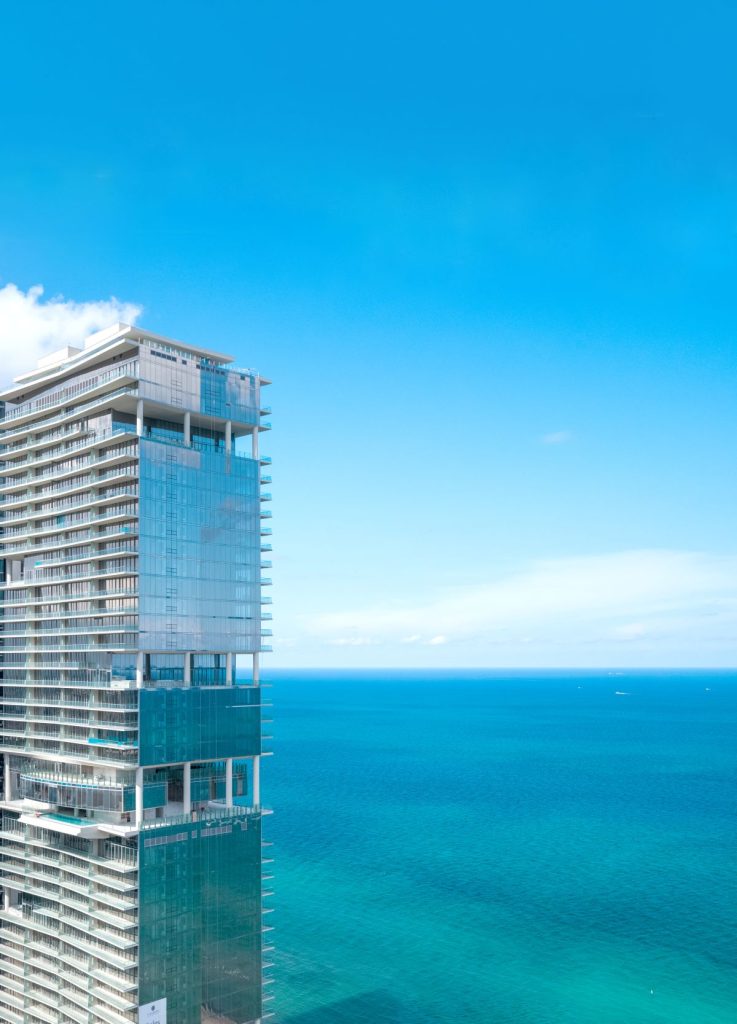 Turnberry Ocean Club exterior architecture Carlos Zapata