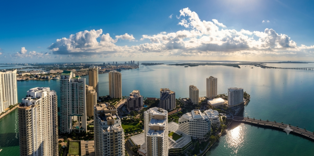 South Florida luxury lifestyle versus New York City