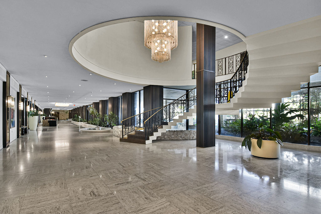 Oceanside Plaza Miami Beach Interior Lobby 2025