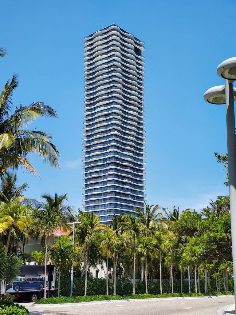 Regalia Sunny Isles Beach condos with panoramic ocean and skyline views
