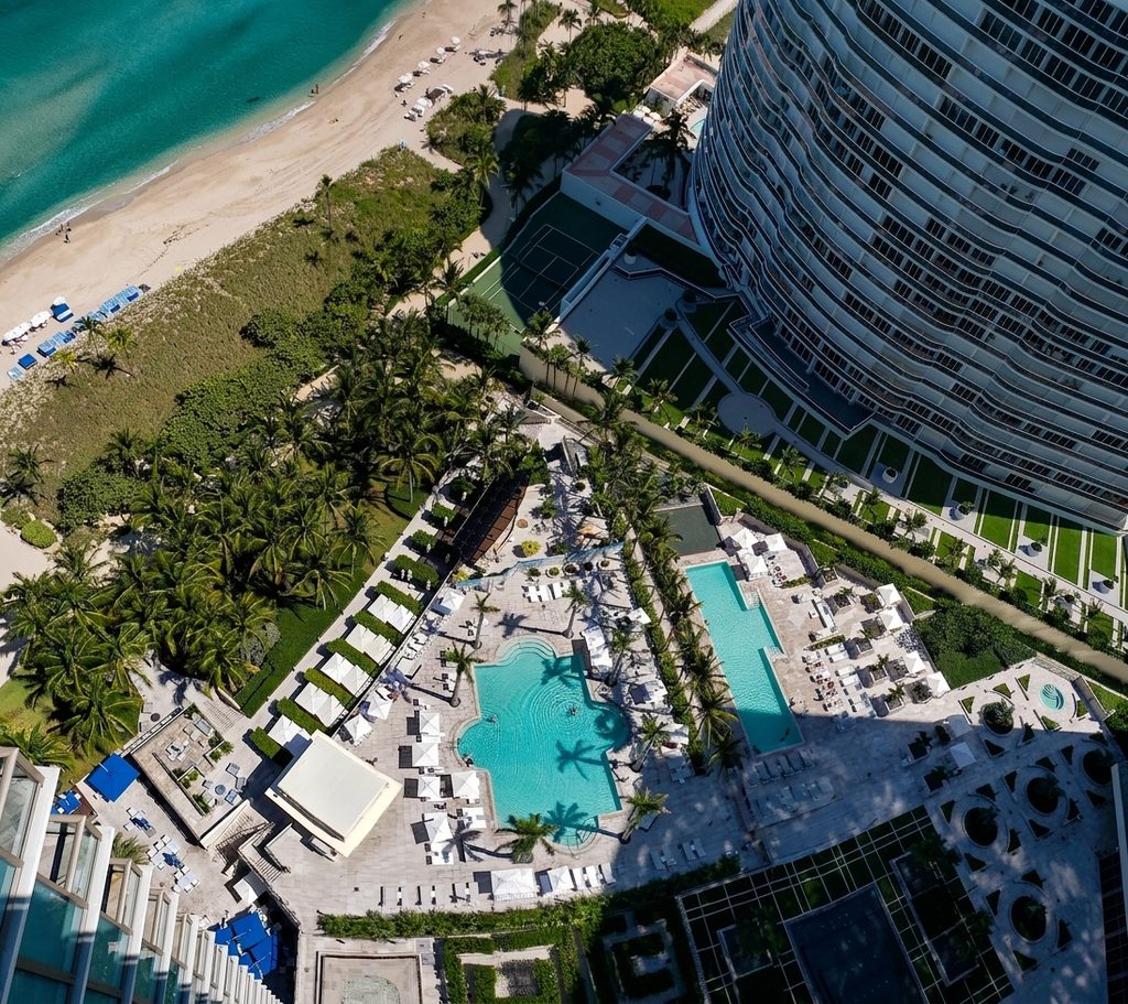 St. Regis Bal Harbour oceanfront pool and amenities